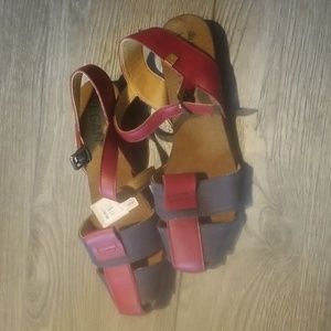 El Naturalista sandals size 37